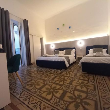 Dimora Fantasia Charme B&B Бари Экстерьер фото