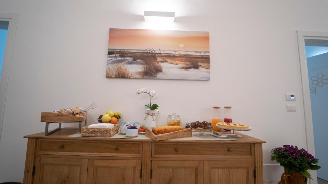 Dimora Fantasia Charme B&B Бари Экстерьер фото