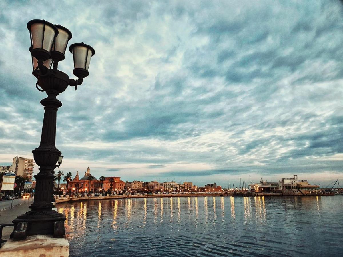 Dimora Fantasia Charme B&B Бари Экстерьер фото